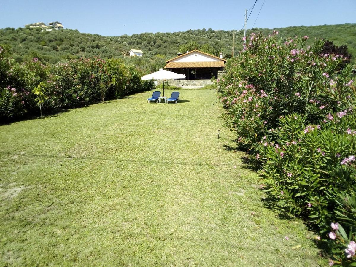 Ammouliani Villa Paradise エクステリア 写真